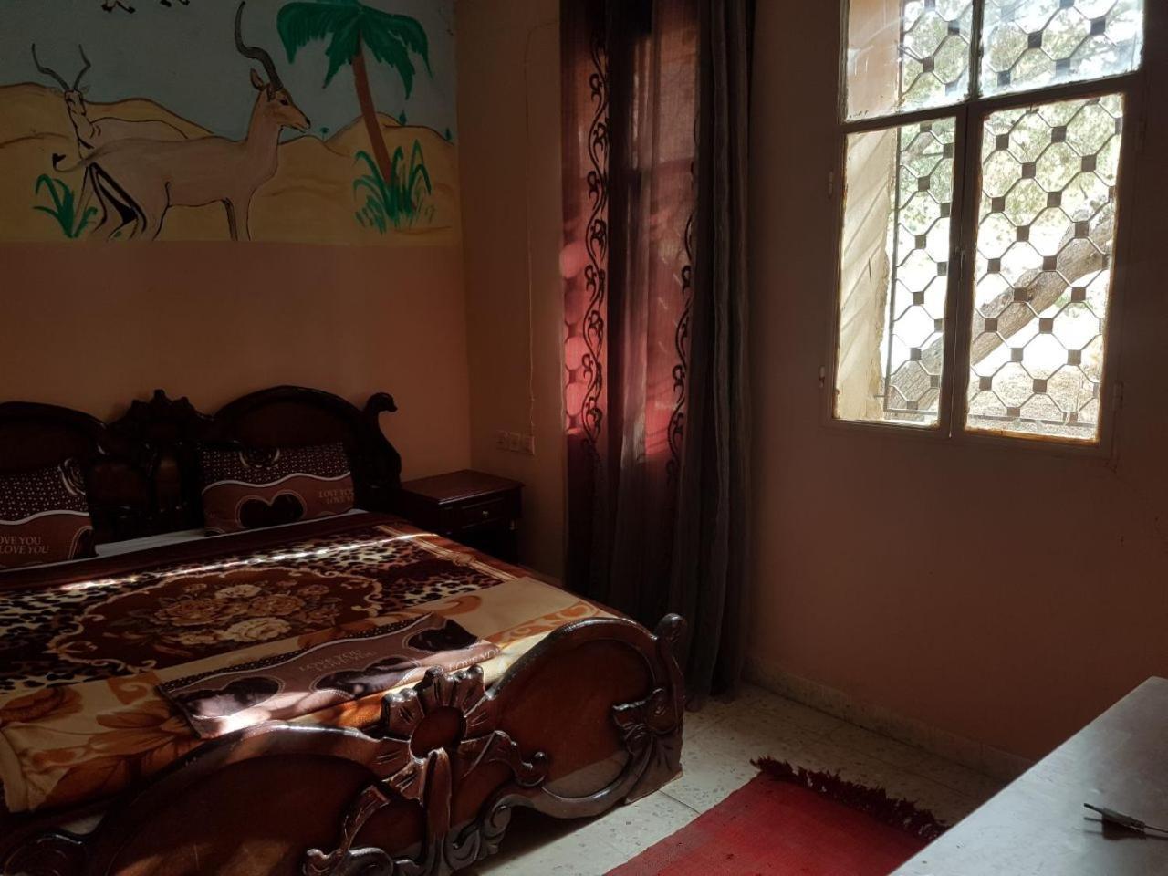 Dana Moon Hostel Bagian luar foto